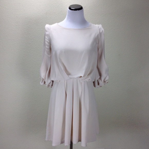 Dresses & Skirts - Cream Sheer Sleeve Flowing A-Line Dress